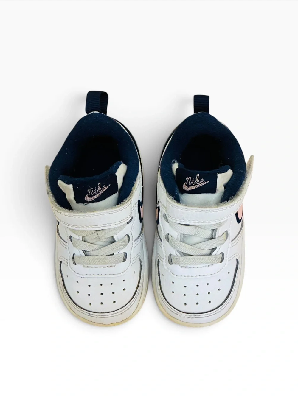 Nike Toddler Sneakers in White, Navy & Pink Size 5